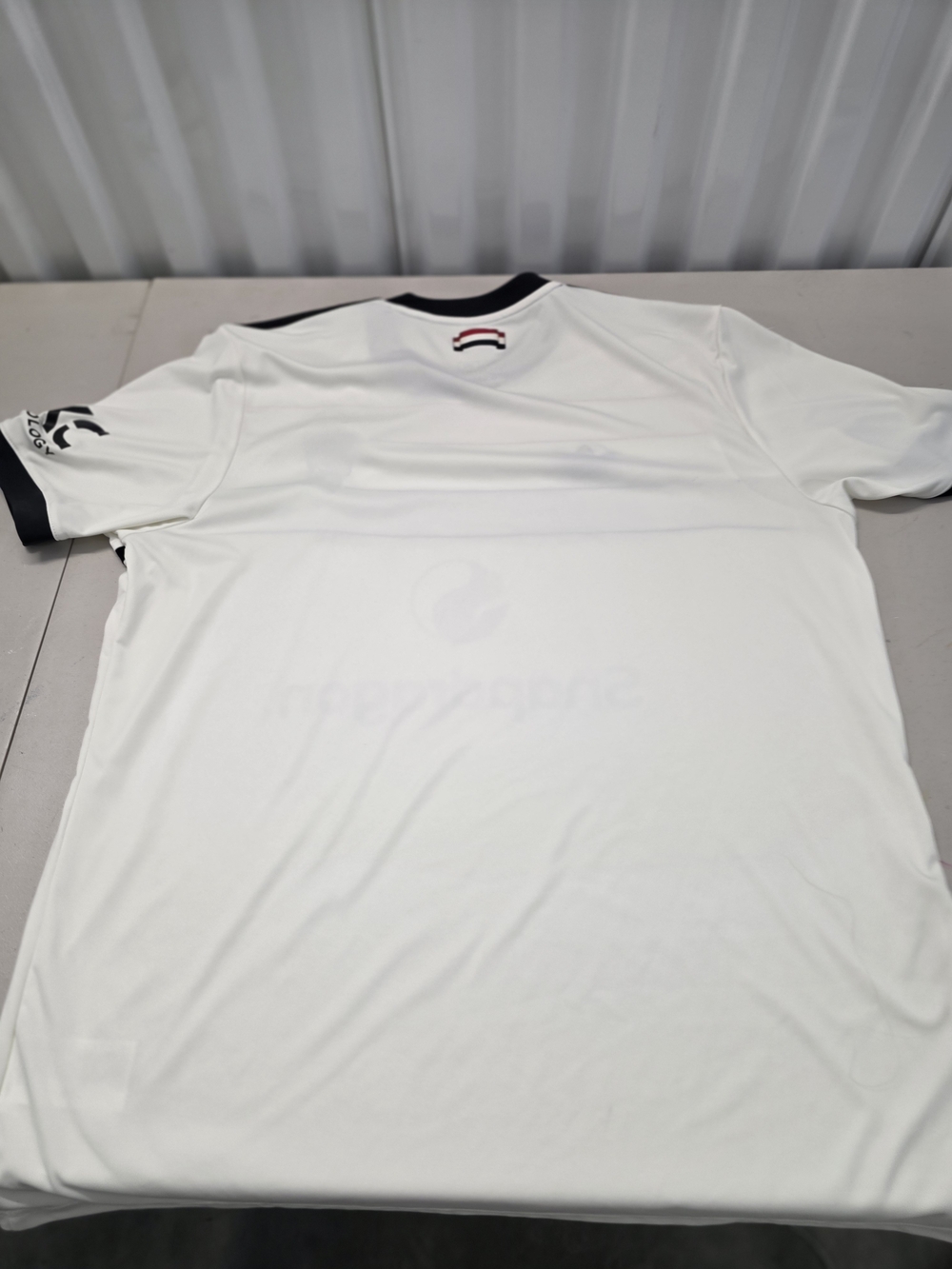Manchester United Jersey Mens XL White Soccer Adidas Snapdragon Aeroready - Picture 7 of 8